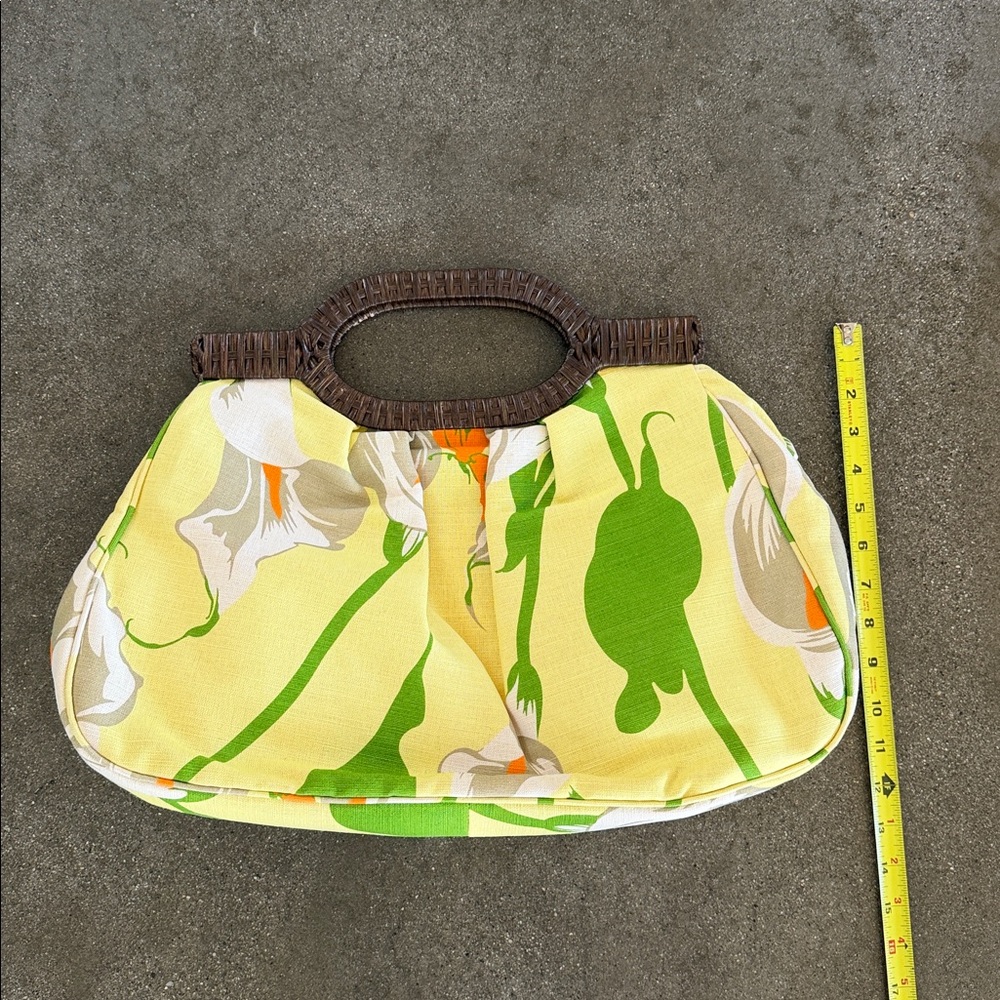 BARNEYS NEW YORK FLORAL BAG - Picture 7 of 7
